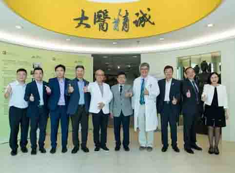 熱烈歡迎晉江市一行蒞臨參觀星皇集團